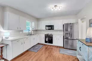 200 Rampey St, Easley, SC 29640 - Photo 12