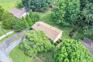 200 Rampey St, Easley, SC 29640 - Photo 38