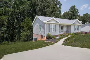 119 Nicholas Ct, Easley, SC 29640 - Photo 2