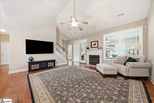 47 Rising Meadow Ln, Taylors, SC 29687 - Photo 4