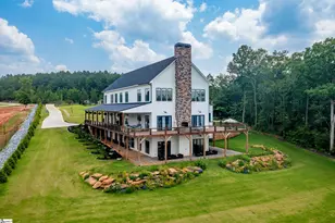 126 Clearview Dr, Abbeville, SC 29620 - Photo 2