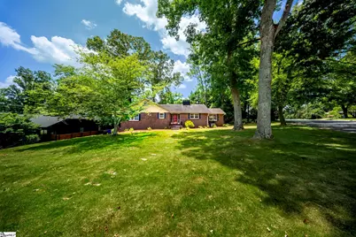 517 Dellwood Drive, Greenville, SC 29609 - Photo 2
