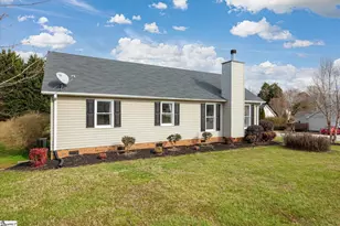 401 Fairdale Dr, Simpsonville, SC 29681 - Photo 4