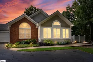 1703 Heritage Club Dr, Greenville, SC 29615 - Photo 2