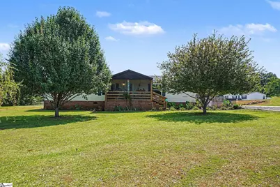 208 Sassafras Drive, Laurens, SC 29360 - Photo 2