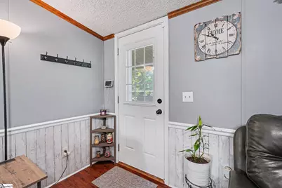 208 Sassafras Drive, Laurens, SC 29360 - Photo 4