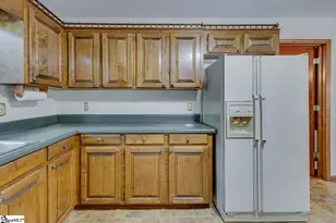 100 Fox Hollow Ct, Simpsonville, SC 29680 - Photo 12
