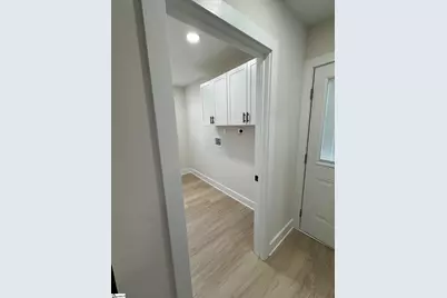 401 Thompson Street, Gaffney, SC 29340 - Photo 18