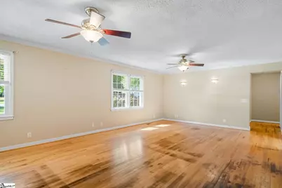 105 Lee Drive, Williamston, SC 29697 - Photo 10