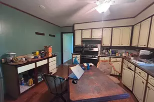 230 N Catherine St, Pickens, SC 29671 - Photo 14