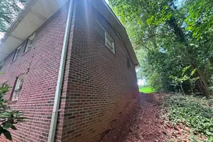 230 N Catherine St, Pickens, SC 29671 - Photo 8
