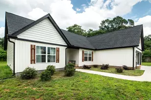 148 Hurst Ave, Anderson, SC 29625 - Photo 2