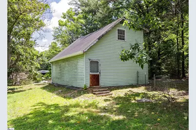 329 Berry Road, Pelzer, SC 29669 - Photo 6
