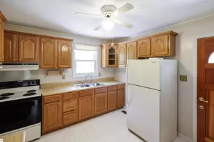 329 Berry Rd, Pelzer, SC 29669 - Photo 14
