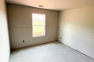 267 Henderson Rd, Gray Court, SC 29645 - Photo 4