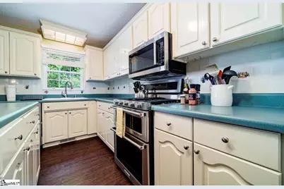 84- Benson Road, Travelers Rest, SC 29690 - Photo 10