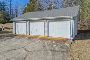 84 Benson Rd, Travelers Rest, SC 29690 - Photo 4