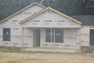 222 Brandi Ln, Clinton, SC 29325 - Photo 2