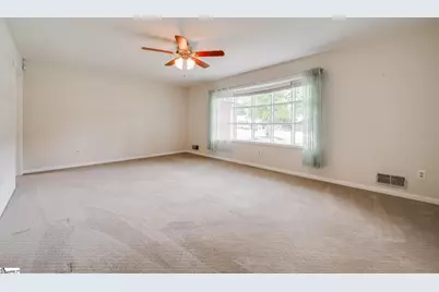 217 Navaho Drive, Spartanburg, SC 29301 - Photo 8