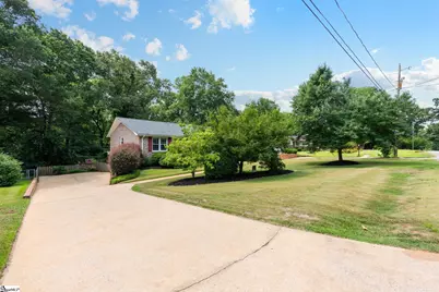 17 Randy Drive, Taylors, SC 29687 - Photo 2