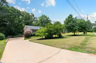 17 Randy Dr, Taylors, SC 29687 - Photo 2