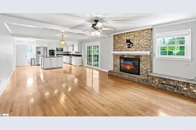 17 Randy Drive, Taylors, SC 29687 - Photo 8