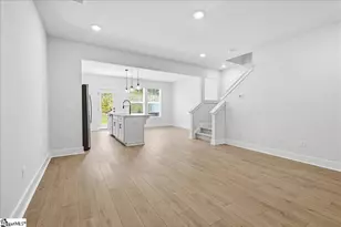 24 Shoemaker Rd, Greenville, SC 29617 - Photo 10