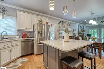 335 Hillcove Point, Wellford, SC 29385 - Photo 10