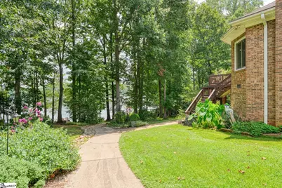 335 Hillcove Point, Wellford, SC 29385 - Photo 38
