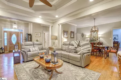 335 Hillcove Point, Wellford, SC 29385 - Photo 6