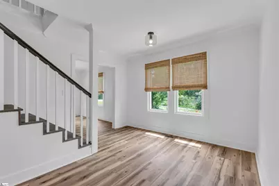 126 E Wilburn Avenue, Greenville, SC 29611 - Photo 8
