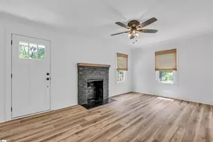 126 E Wilburn Ave, Greenville, SC 29611 - Photo 2