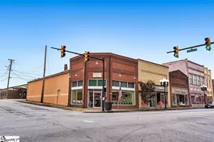 226 E Main St, Union, SC 29379 - Photo 1