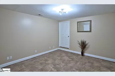 226 E Main Street, Union, SC 29379 - Photo 32