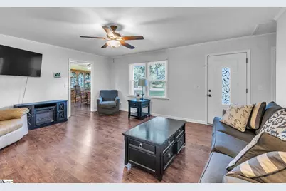 202 Green Meadows Circle, Fountain Inn, SC 29644 - Photo 4