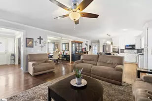 1218 Brushy Creek Rd, Taylors, SC 29687 - Photo 12