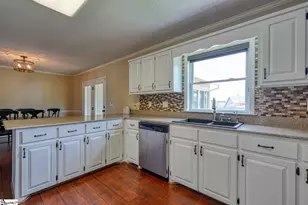 140 Bermuda Ln, Inman, SC 29349 - Photo 4