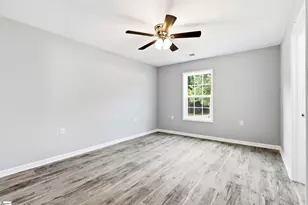 124 Laura Jane Ln, Gray Court, SC 29645 - Photo 8