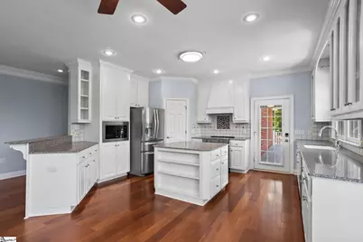 865 E Heathland Drive, Inman, SC 29349 - Photo 8