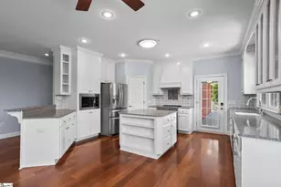 865 E Heathland Dr, Inman, SC 29349 - Photo 8
