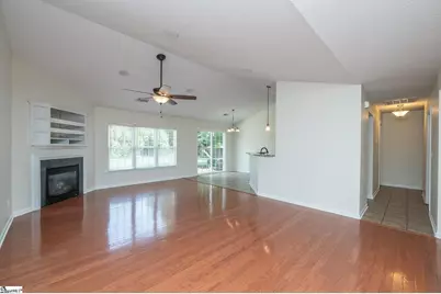 521 Carey Drive, Greer, SC 29651 - Photo 8