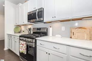 264 Double Crest Dr, Taylors, SC 29687 - Photo 6