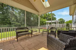 202 Reinhardt Dr, Simpsonville, SC 29681 - Photo 4