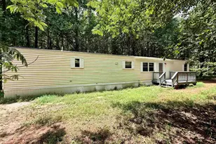 65 Randall Dr, Taylors, SC 29687 - Photo 2