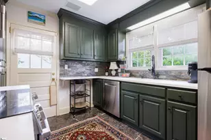 127 Cureton St, Greenville, SC 29605 - Photo 10