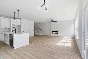 201 Earl St, Greer, SC 29651 - Photo 4