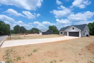486 Hellams Rd, Gray Court, SC 29645 - Photo 4