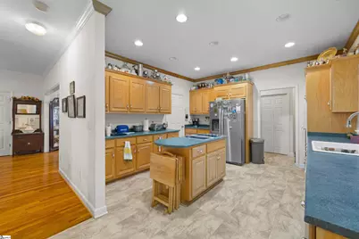 601 Stallings Road, Taylors, SC 29687 - Photo 8