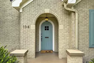 104 Ponce De Leon Dr, Greenville, SC 29605 - Photo 2