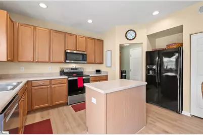 105 Mercer Drive, Simpsonville, SC 29681 - Photo 6